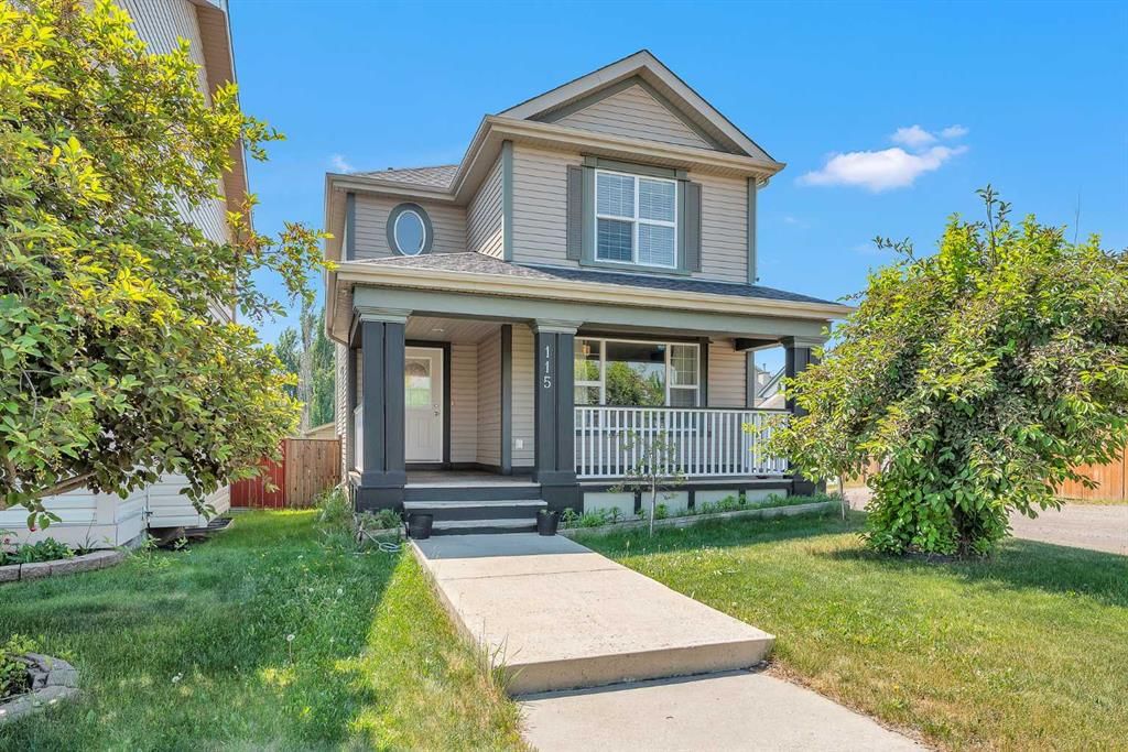 115 Evermeadow Avenue SW, Calgary — photo 2 of 36