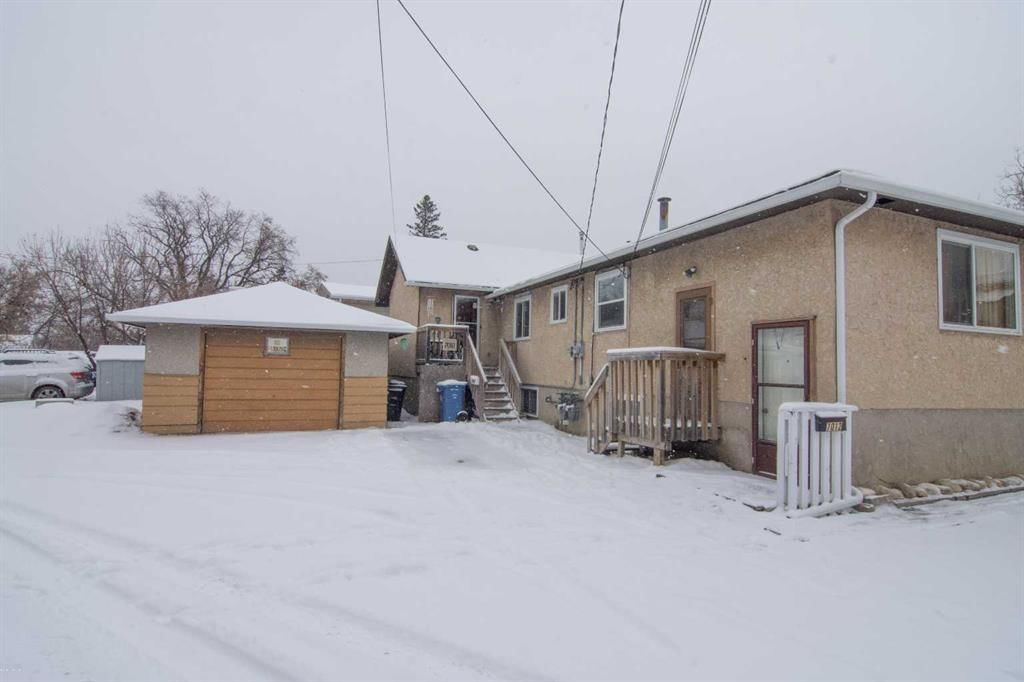 7012 Bowness Road NW, Calgary — photo 3 of 29