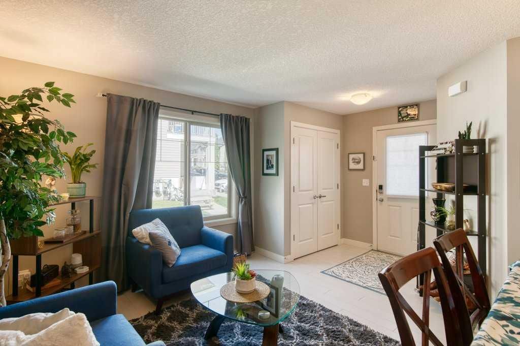 401, 250 Sage Valley Road NW, Calgary — photo 5 of 36