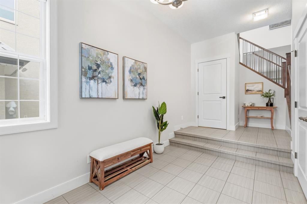 95 Mahogany Manor SE, Calgary — photo 3 of 50