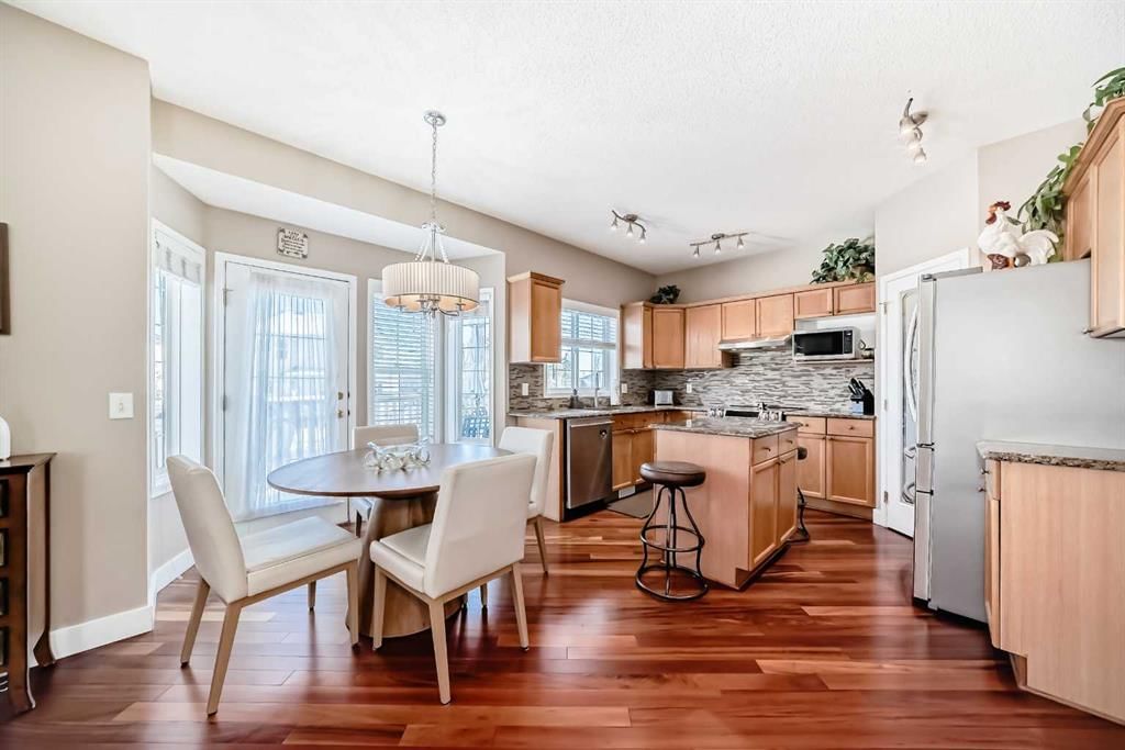 232 Coral Keys Place NE, Calgary — photo 3 of 49
