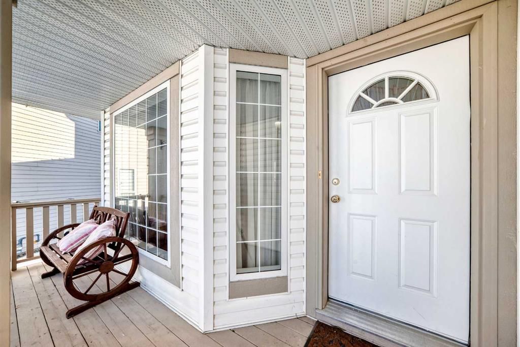 232 Coral Keys Place NE, Calgary — photo 5 of 49