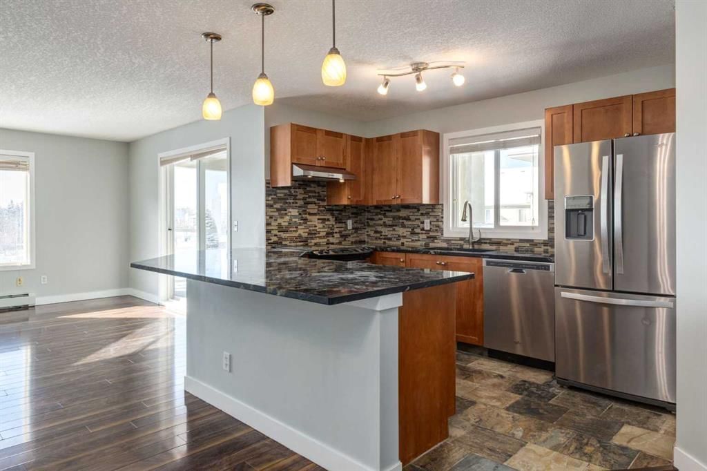 2301, 2518 Fish Creek Boulevard SW, Calgary — photo 3 of 43