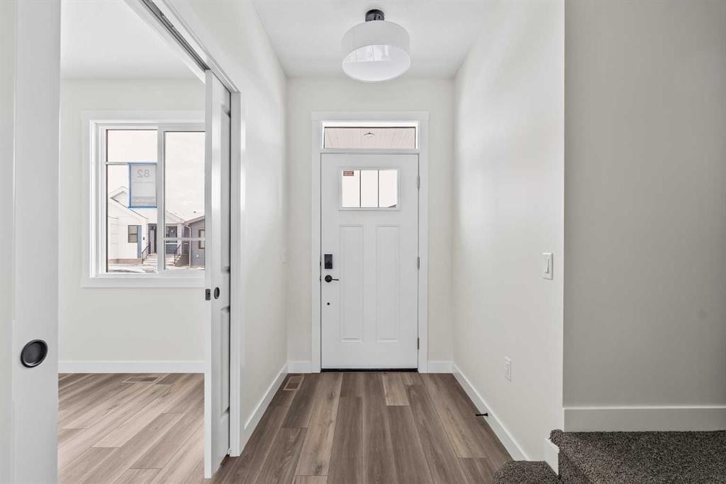 82 Herron Common NE, Calgary — photo 3 of 34