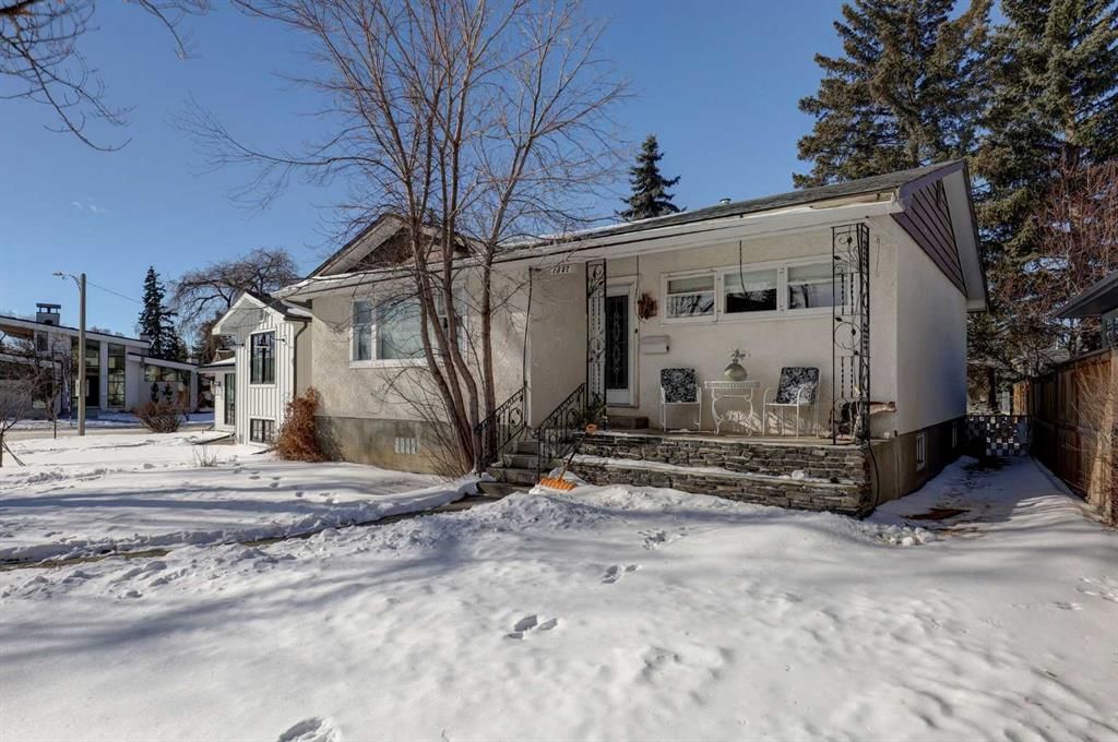 1307 Windsor Street NW, Calgary — main listing photo