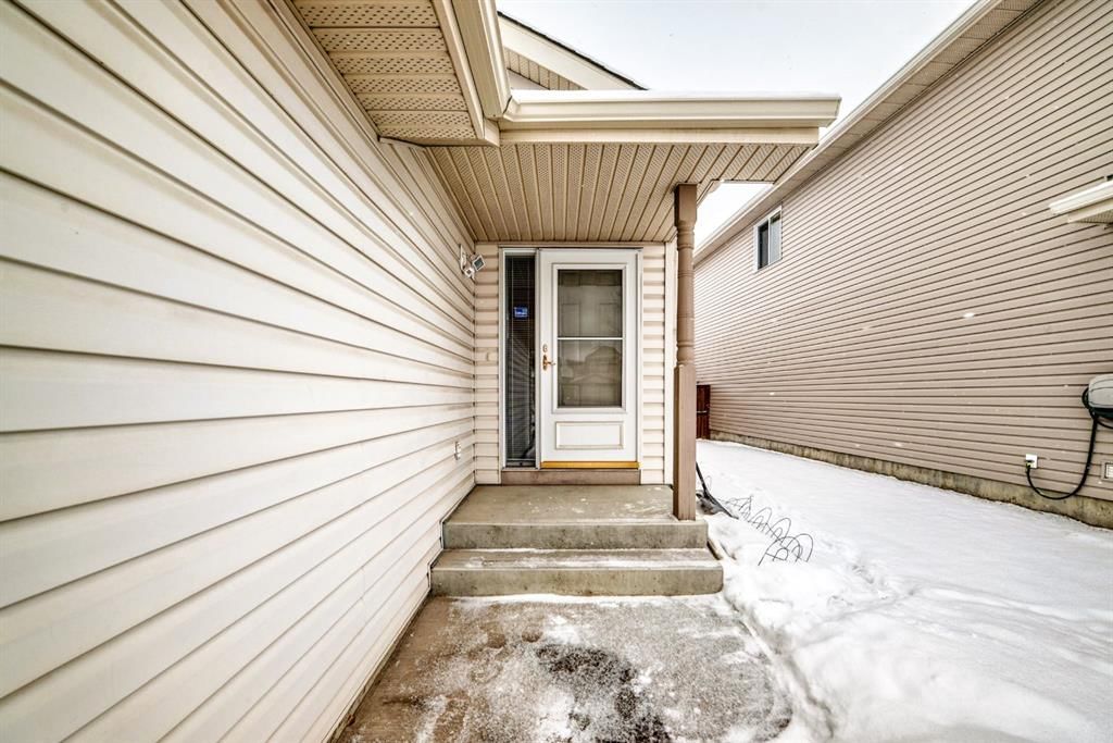 180 Coventry Hills Drive NE, Calgary — photo 3 of 45