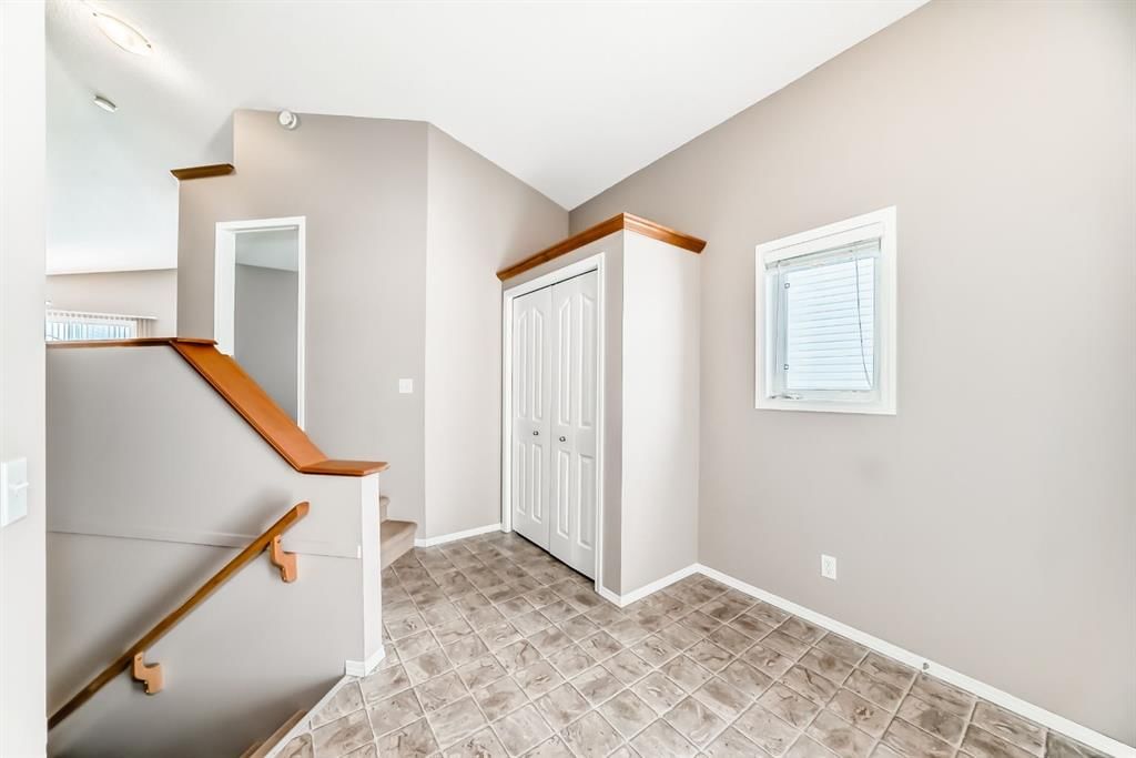 180 Coventry Hills Drive NE, Calgary — photo 5 of 45