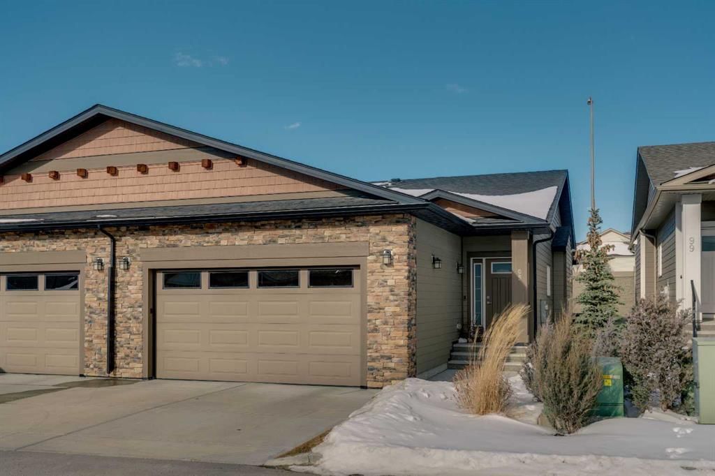95 Sierra Morena Manor SW, Calgary — main listing photo
