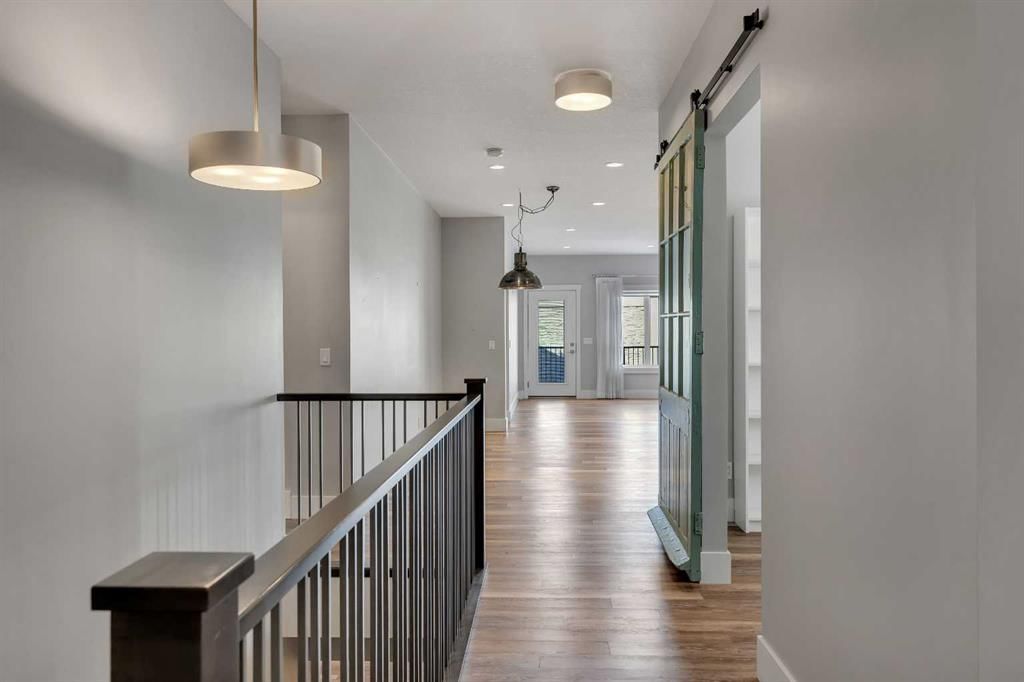 95 Sierra Morena Manor SW, Calgary — photo 3 of 45