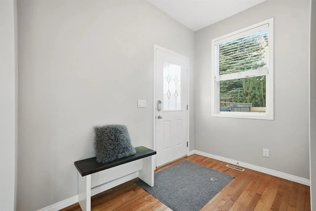 99 Sage Valley Park NW, Calgary — photo 2 of 40