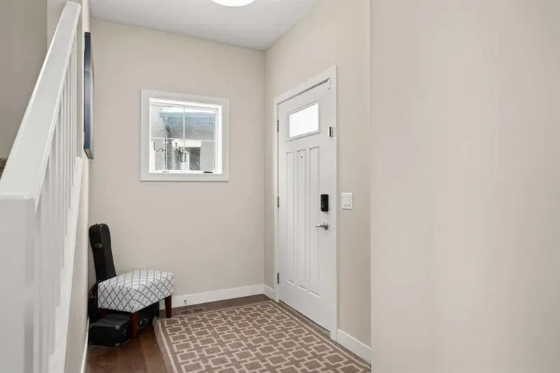 49 Evansview Manor NW, Calgary — photo 2 of 40