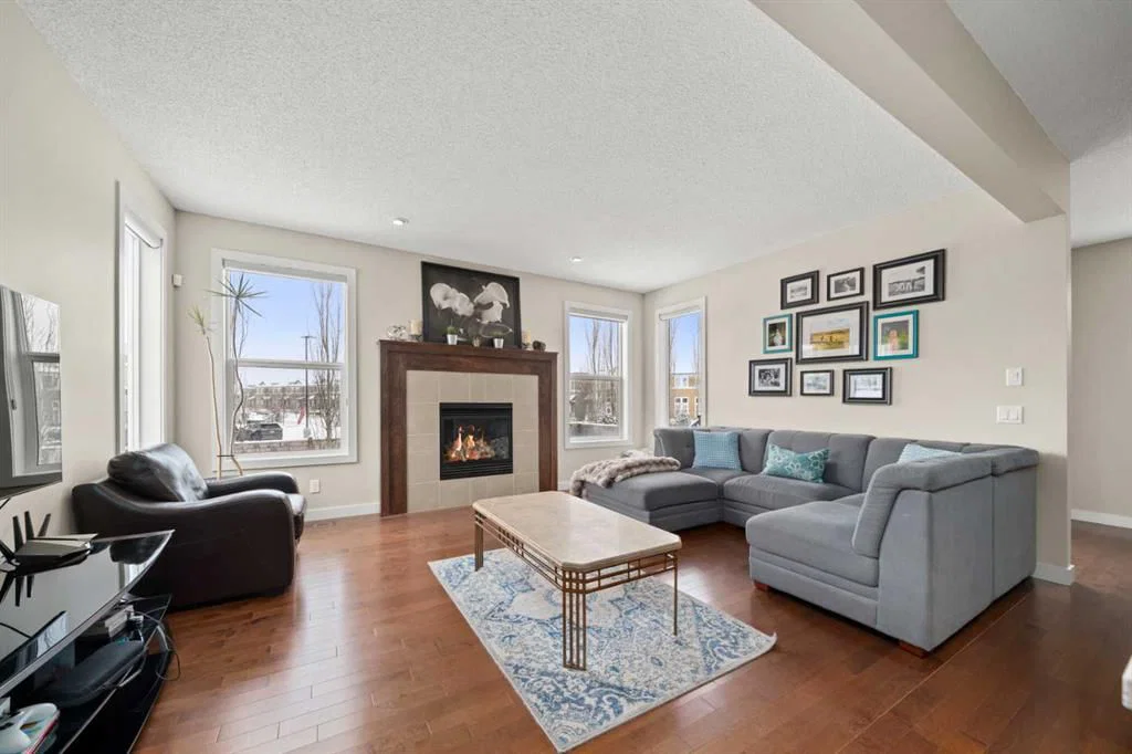 49 Evansview Manor NW, Calgary — photo 4 of 40