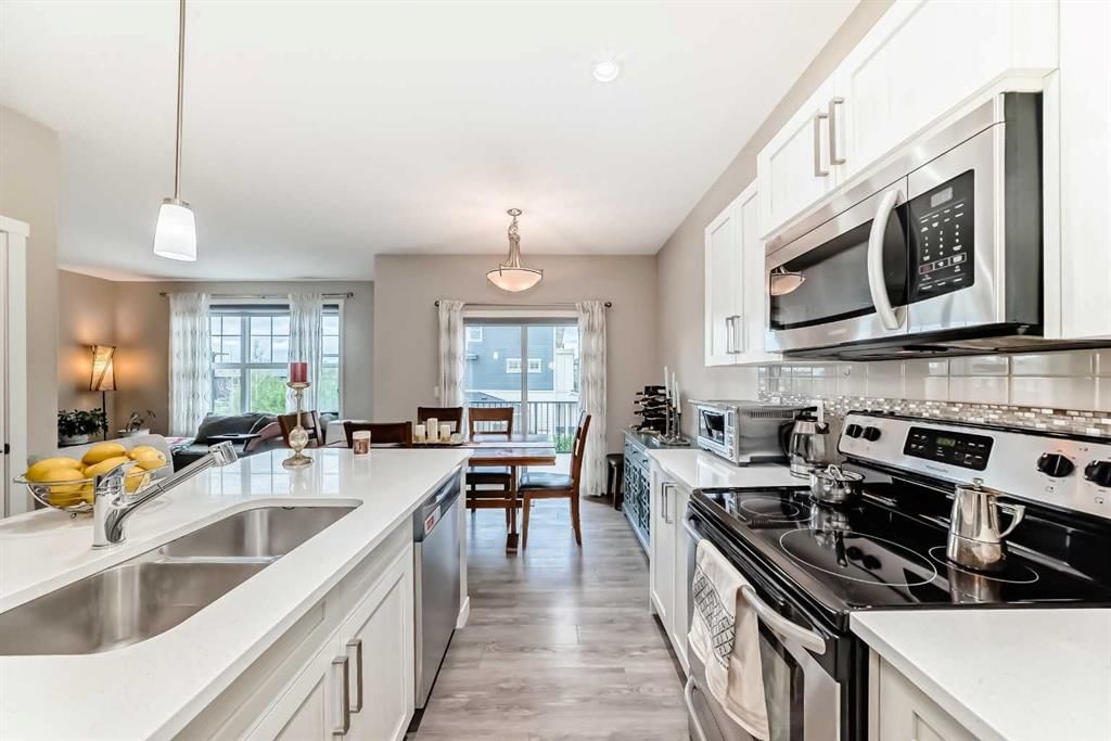 303, 428 Nolan Hill Drive NW, Calgary — photo 3 of 47