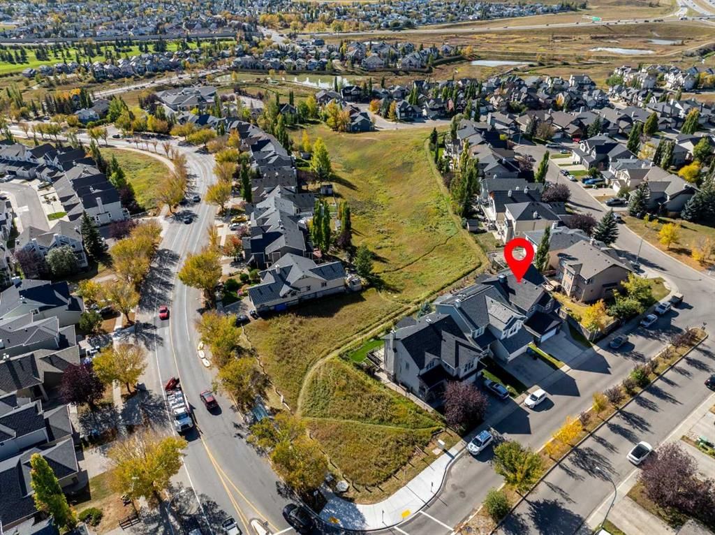 210 Hidden Creek Heights NW, Calgary — photo 2 of 50