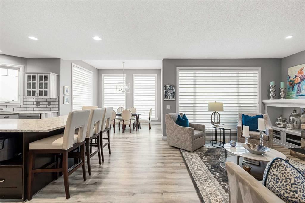 210 Hidden Creek Heights NW, Calgary — photo 5 of 50