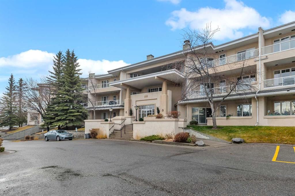 107, 108 Edgeridge Terrace NW, Calgary — main listing photo
