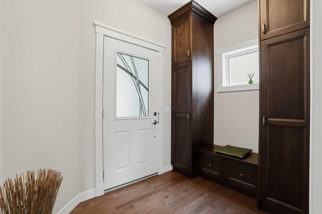 95 Cranarch Circle SE, Calgary — photo 4 of 44