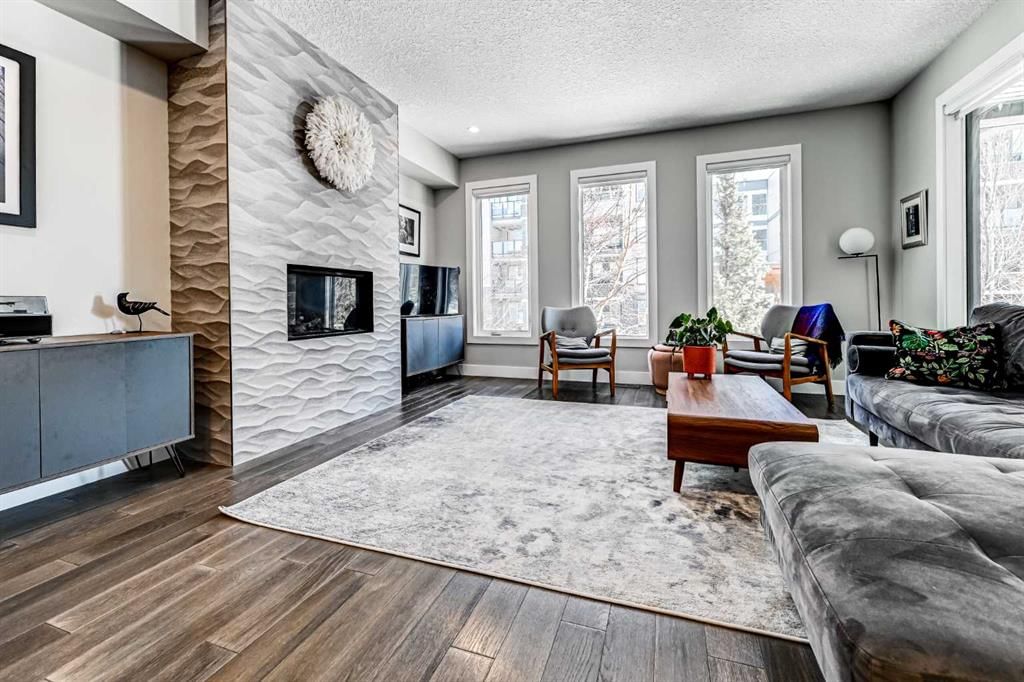 100 Burma Star Road SW, Calgary — photo 3 of 50