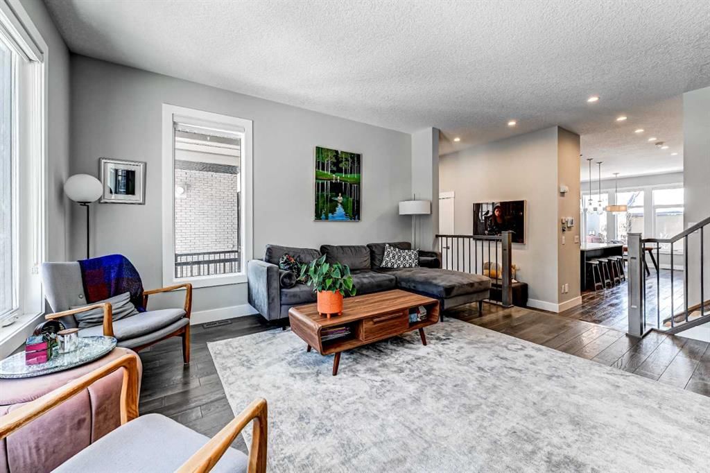100 Burma Star Road SW, Calgary — photo 5 of 50