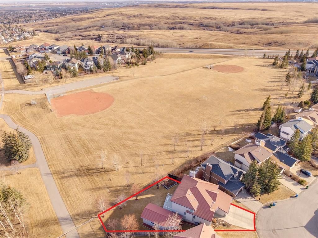 163 Edgebrook Close NW, Calgary — photo 3 of 46