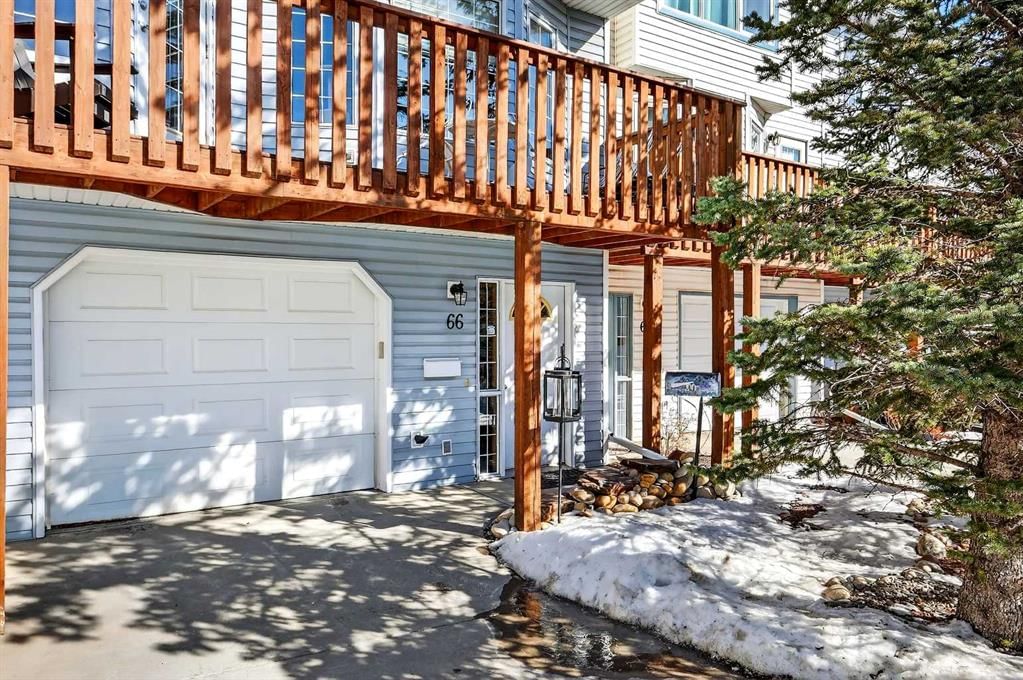 66 Patina View SW, Calgary — photo 3 of 46