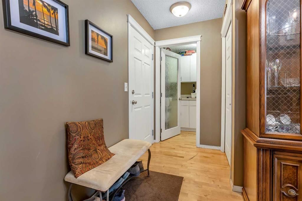6113, 70 Panamount Drive NW, Calgary — photo 5 of 42