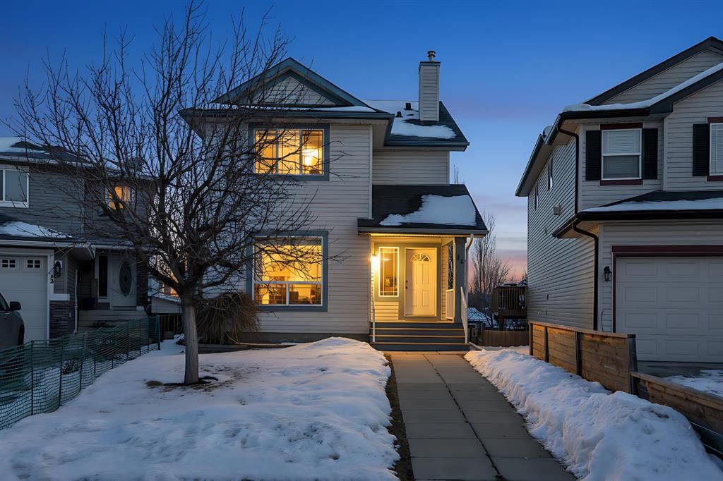 46 Covewood Circle NE, Calgary — photo 2 of 38