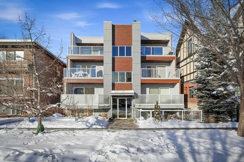 4, 912 3 Avenue NW, Calgary — main listing photo