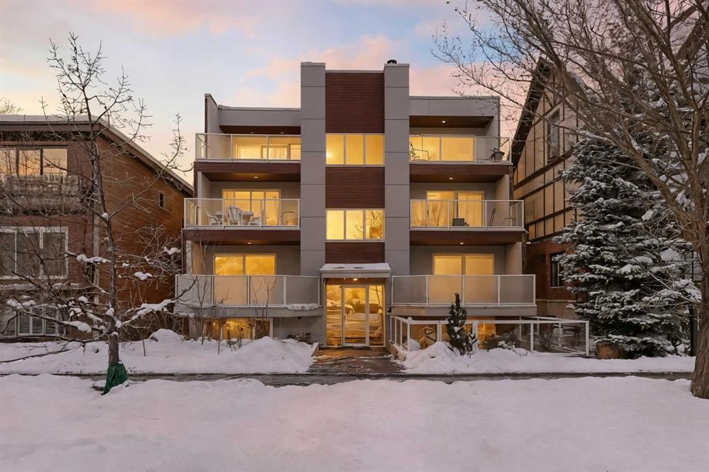 4, 912 3 Avenue NW, Calgary — photo 2 of 47
