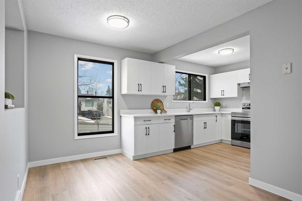 8, 6915 Ranchview Drive NW, Calgary — photo 4 of 27