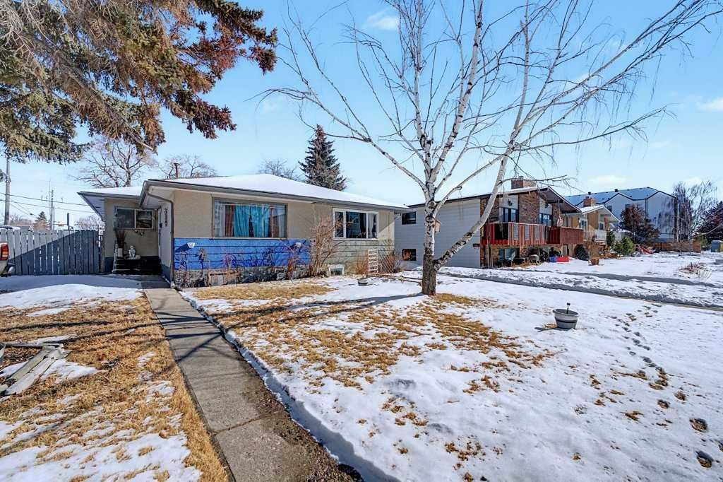 904 38 Street SW, Calgary — photo 2 of 32
