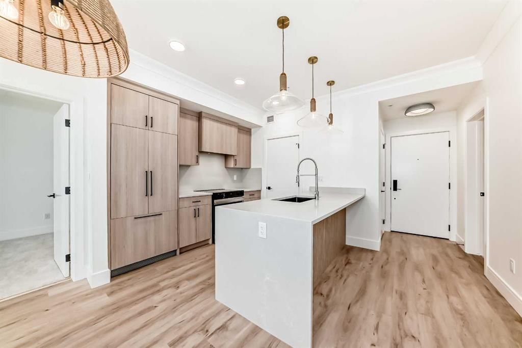 1319, 4270 Norford Avenue NW, Calgary — main listing photo