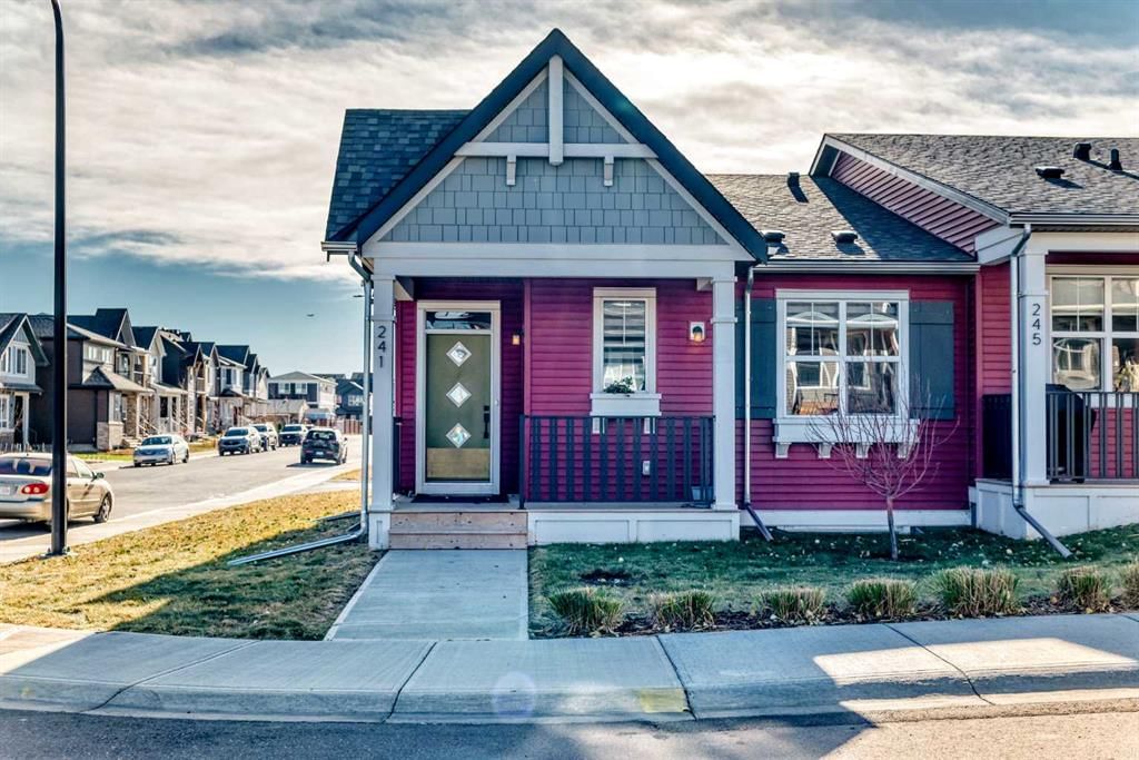 241 Lucas Avenue NW, Calgary — photo 2 of 38