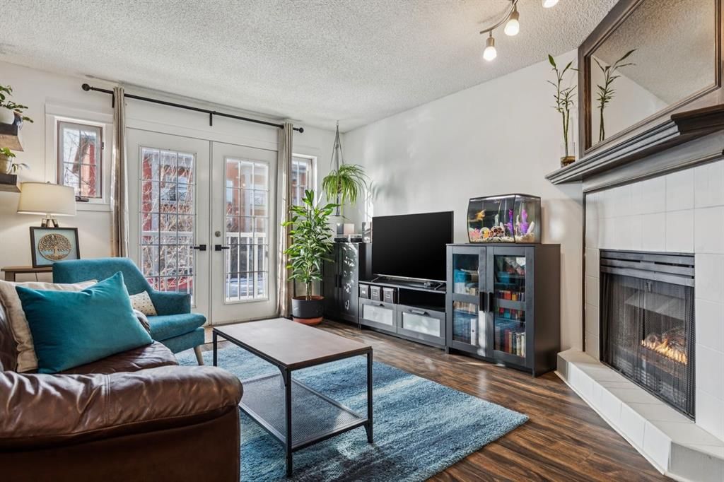 1, 124 19 Avenue NE, Calgary — photo 4 of 33