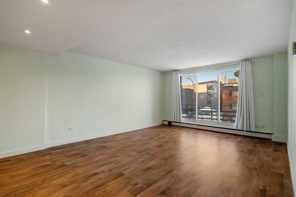 206, 1027 Cameron Avenue SW, Calgary — photo 3 of 43