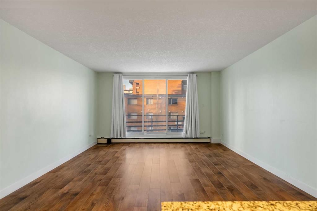 206, 1027 Cameron Avenue SW, Calgary — photo 5 of 43