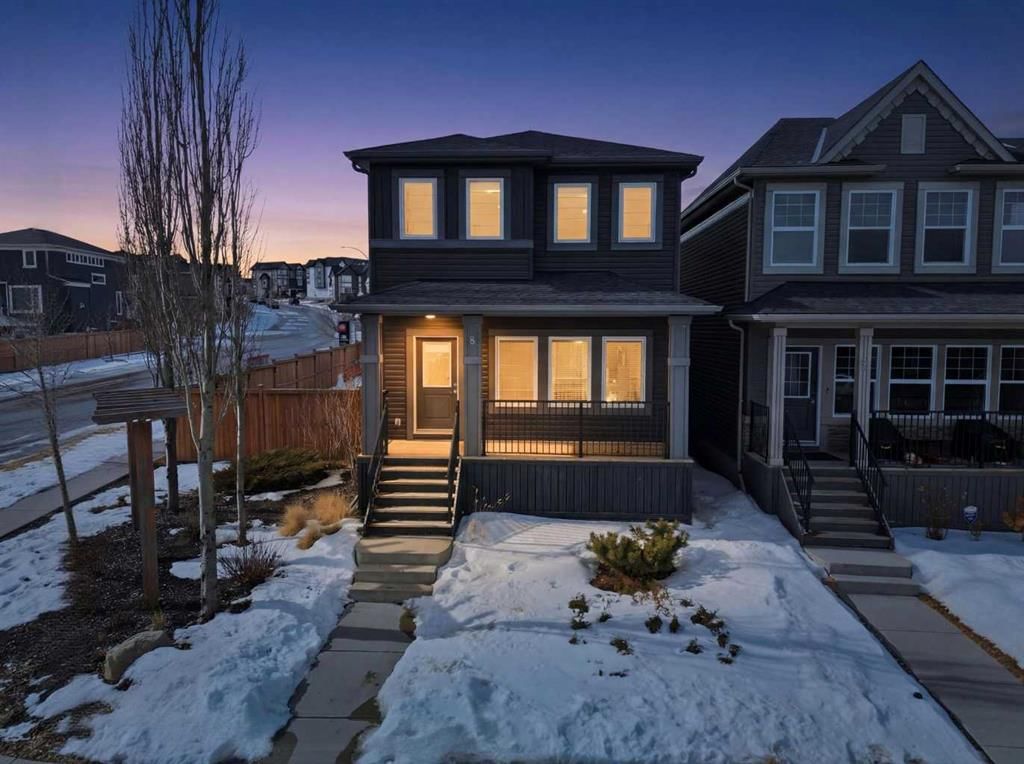 8 Evanscrest Way NW, Calgary — main listing photo