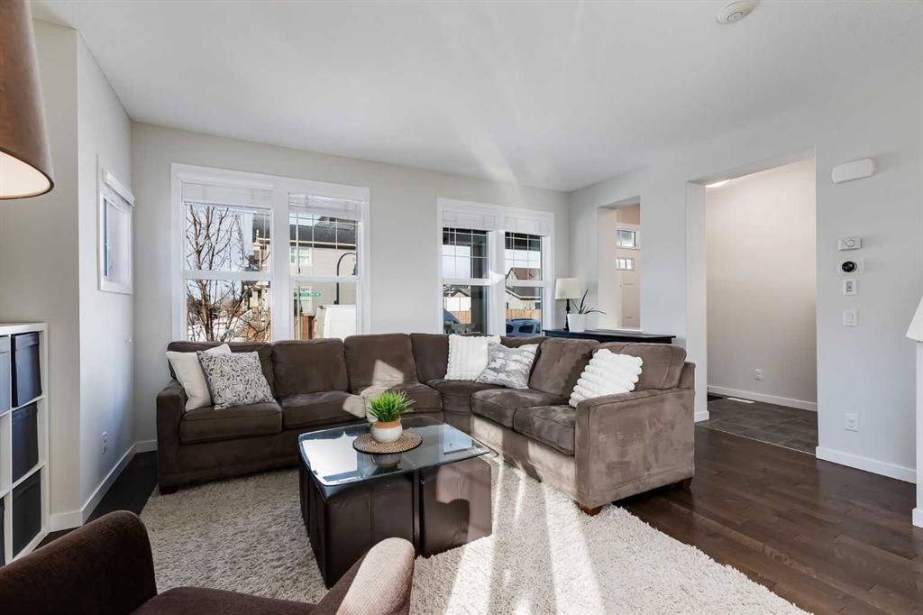 114 Skyview Springs Rise NE, Calgary — photo 2 of 38