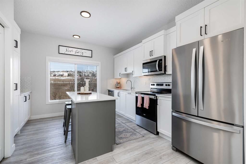 140 Tuscany Summit Square NW, Calgary — photo 4 of 36