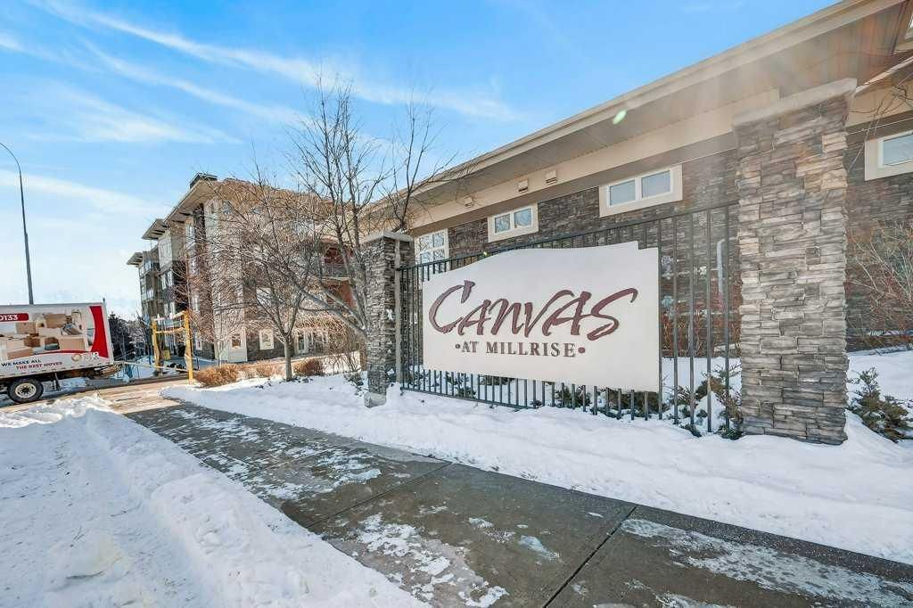 424, 11 Millrise Drive SW, Calgary — photo 3 of 26