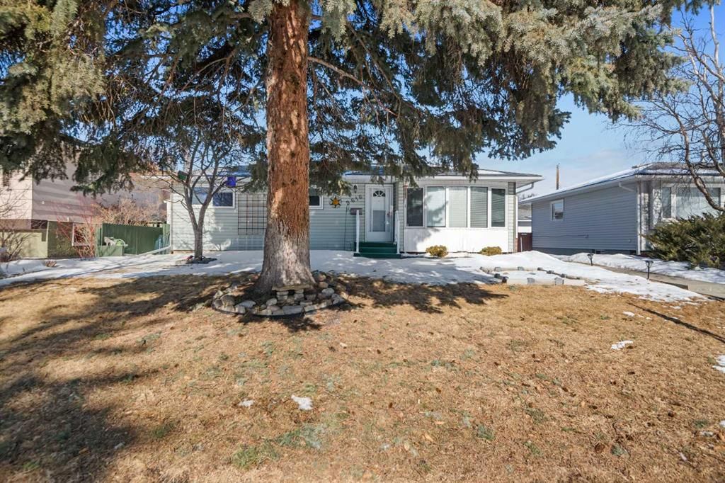 9616 Assiniboine Road SE, Calgary — main listing photo