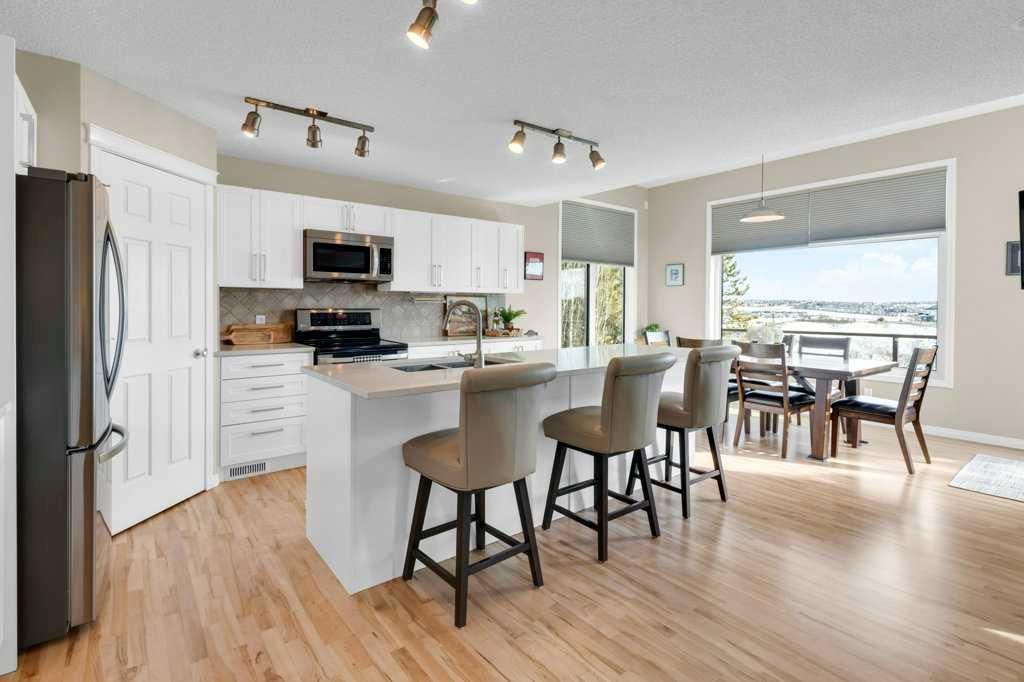 210 Kincora Place NW, Calgary — photo 3 of 45