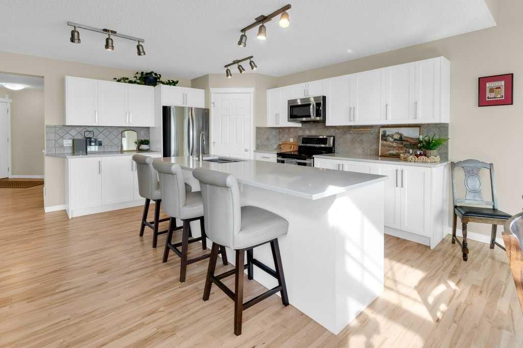 210 Kincora Place NW, Calgary — photo 4 of 45