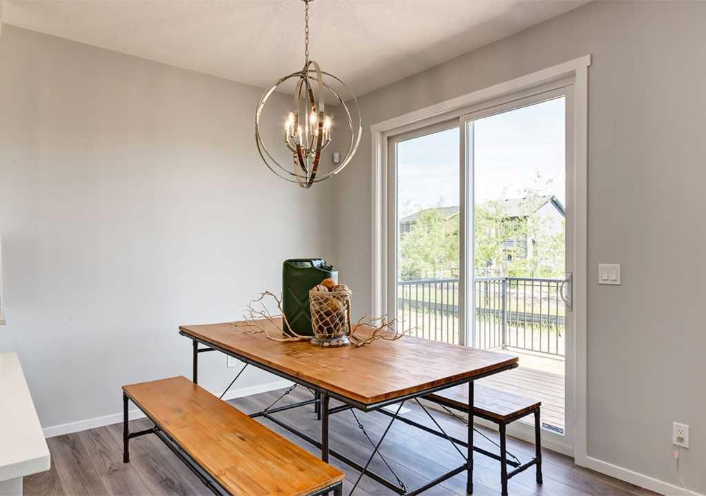 133 Versant Rise SW, Calgary — photo 4 of 11