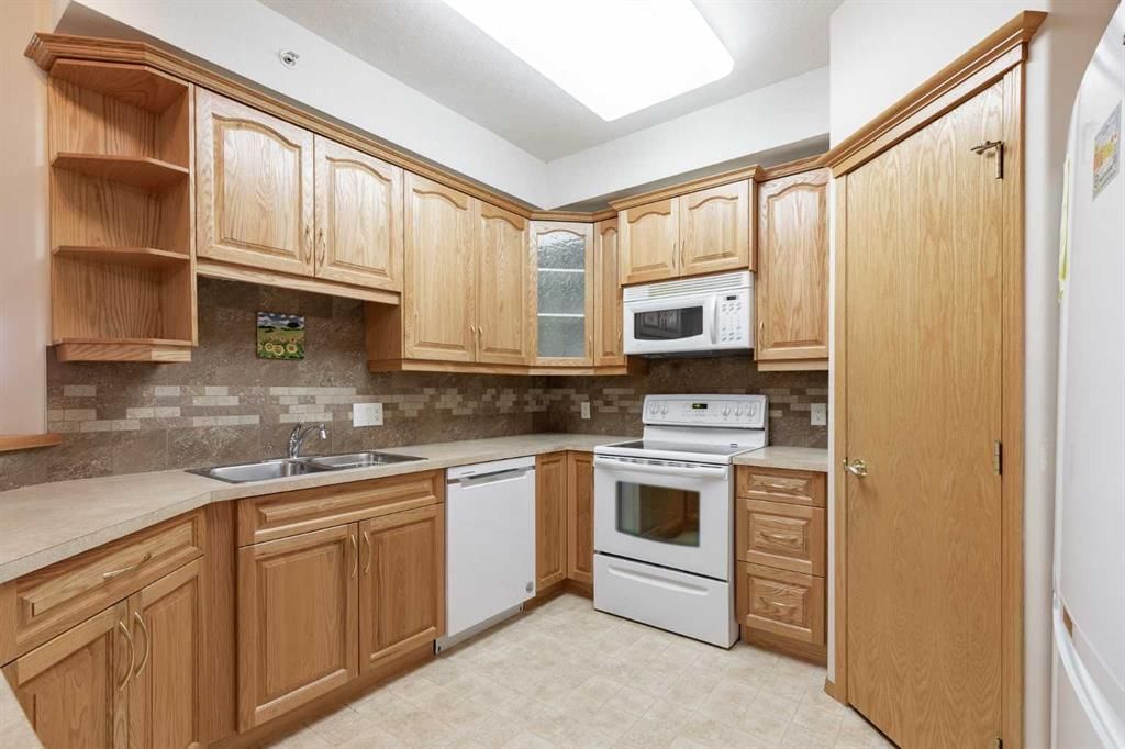 314, 223 Tuscany Springs Boulevard NW, Calgary — photo 5 of 49
