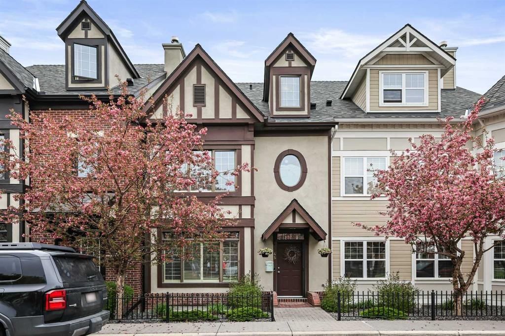 45 Somme Boulevard SW, Calgary — main listing photo