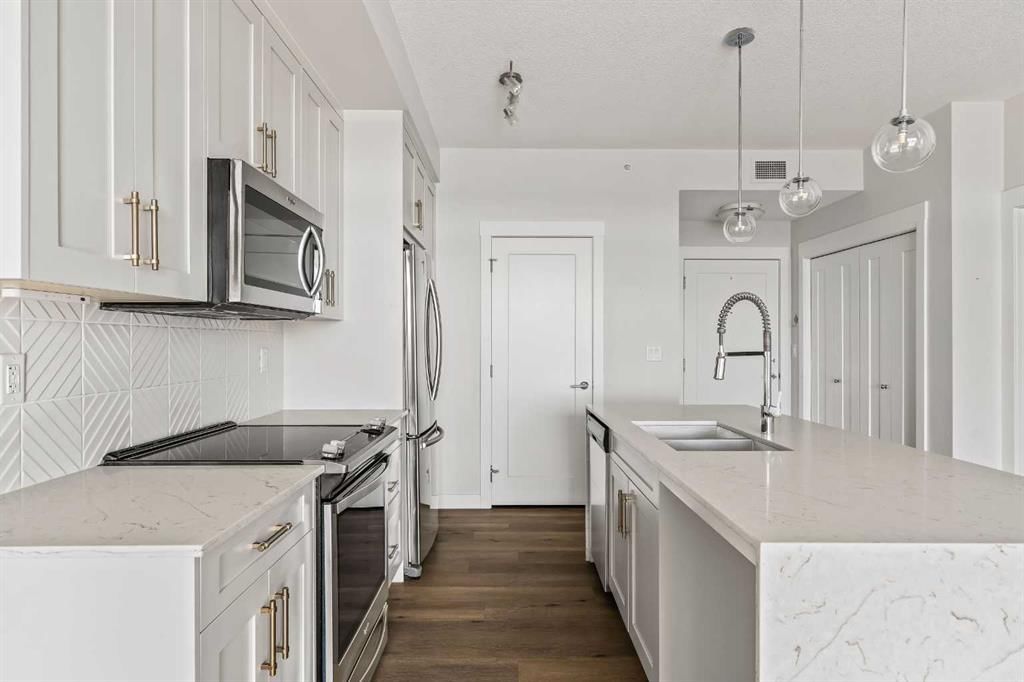 407, 300 Auburn Meadows Common SE, Calgary — main listing photo