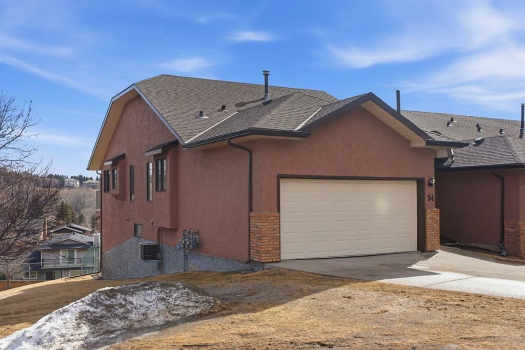 54 Edgeland Close NW, Calgary — photo 2 of 46