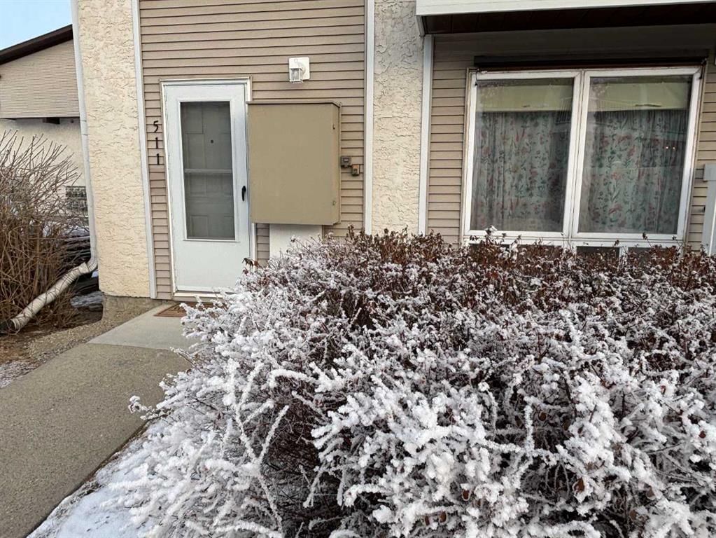 511, 200 Brookpark Drive SW, Calgary — photo 2 of 24