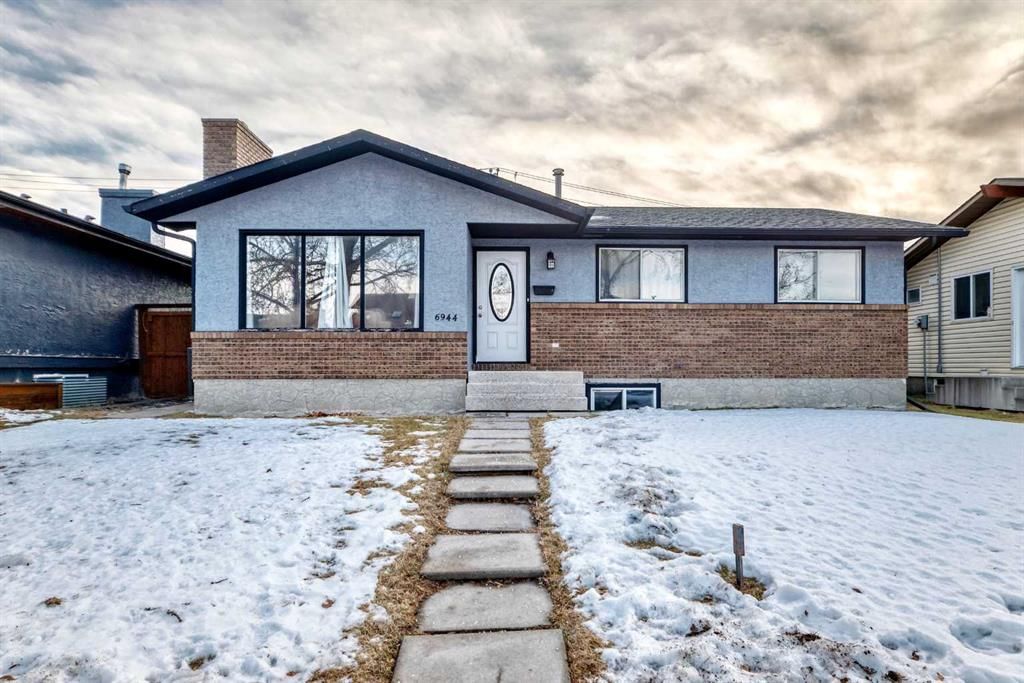 6944 Temple Drive NE, Calgary — photo 3 of 50